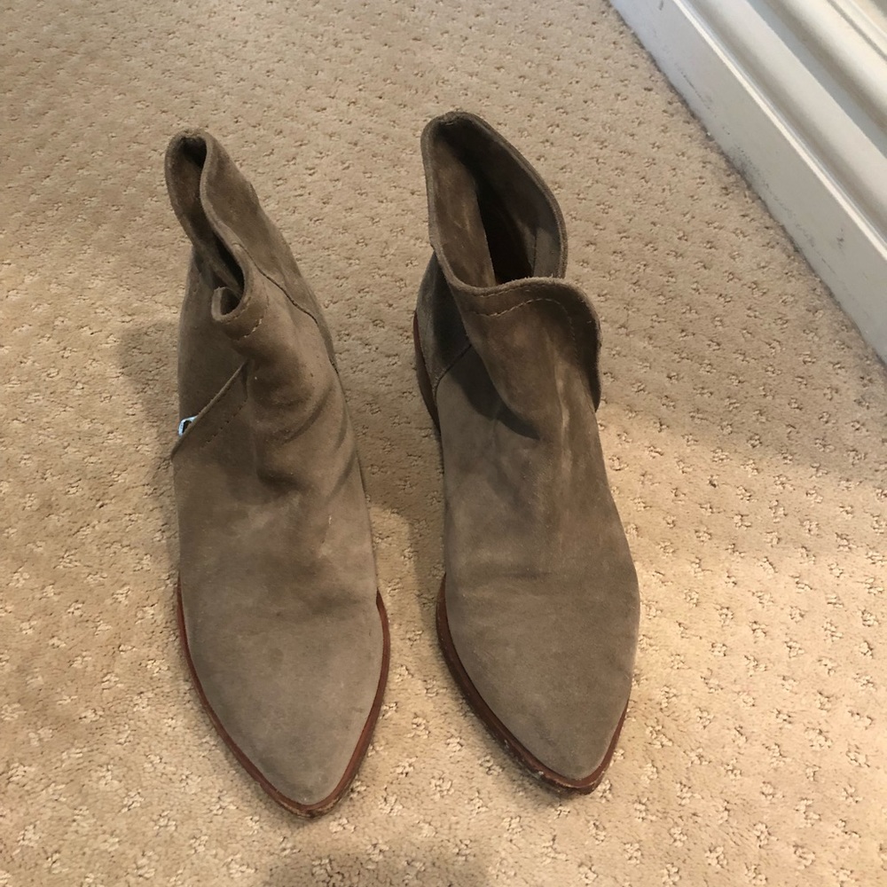 Ankle boots size 6